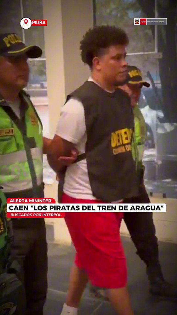 🚨 PNP captura a dos prófugos internacionales 📍 #Piura | Tras un impecable trabajo de inteligencia, la Policía Nacional capturó a alias "Caracas" y "Gocho Alember". Ambos sujetos de nacionalidad venezolana presentaban una orden de captura internacional por el presunto delito de secuestro con homicidio. Los extranjeros integrarían la organización criminal "Los Piratas del Tren de Aragua" y fueron intervenidos cuando pretendían dejar nuestro país para escapar hacia Colombia, de acuerdo a las investigaciones. 🗞️ #SeguridadYOrden
