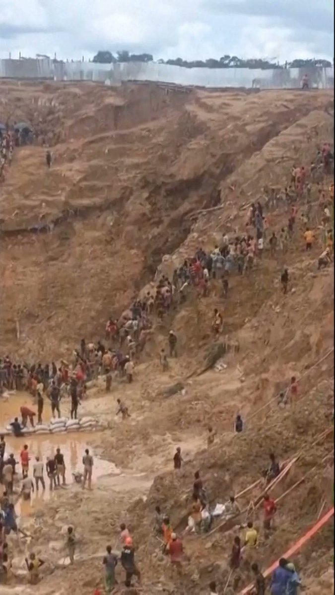 : The death toll from a gold mine collapse in a western part of Central African Republic has risen to more than 100, a Red Cross volunteer involved in relief efforts and a local official said Wednesday.
