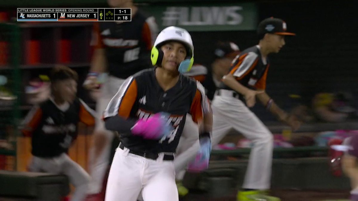 A HOME RUN TO END IT‼️ New Jersey with the first walkoff win at Williamsport this year 💪 Little League