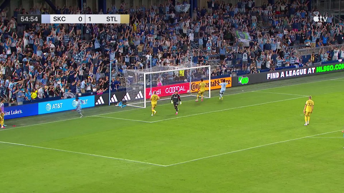 Calvin Harris with the goal and Sporting Kansas City pull even 😤