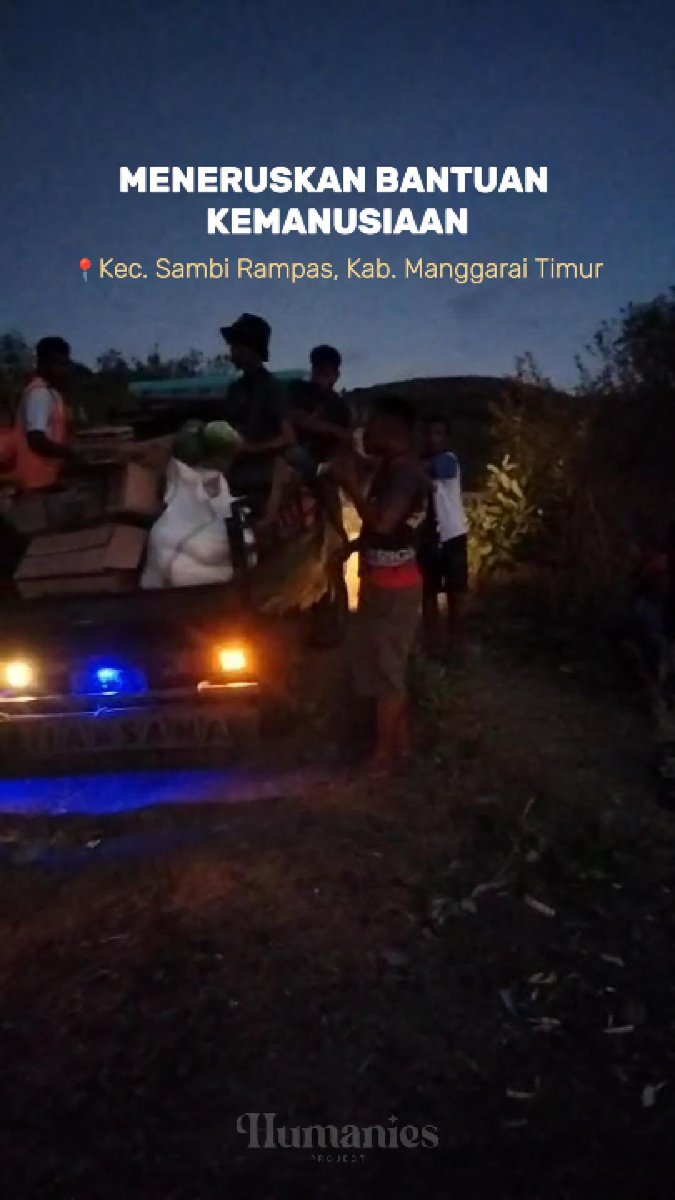 Menembus kegelapan malam dan jalur terputus, relawan lokal Humanies tak patah semangat menyalurkan bantuan warga Indonesia untuk korban gempa NTT Bantuan kecil dari kita, menjadi kekuatan besar untuk mereka bertahan Mari terus Warga bantu Warga melalui: