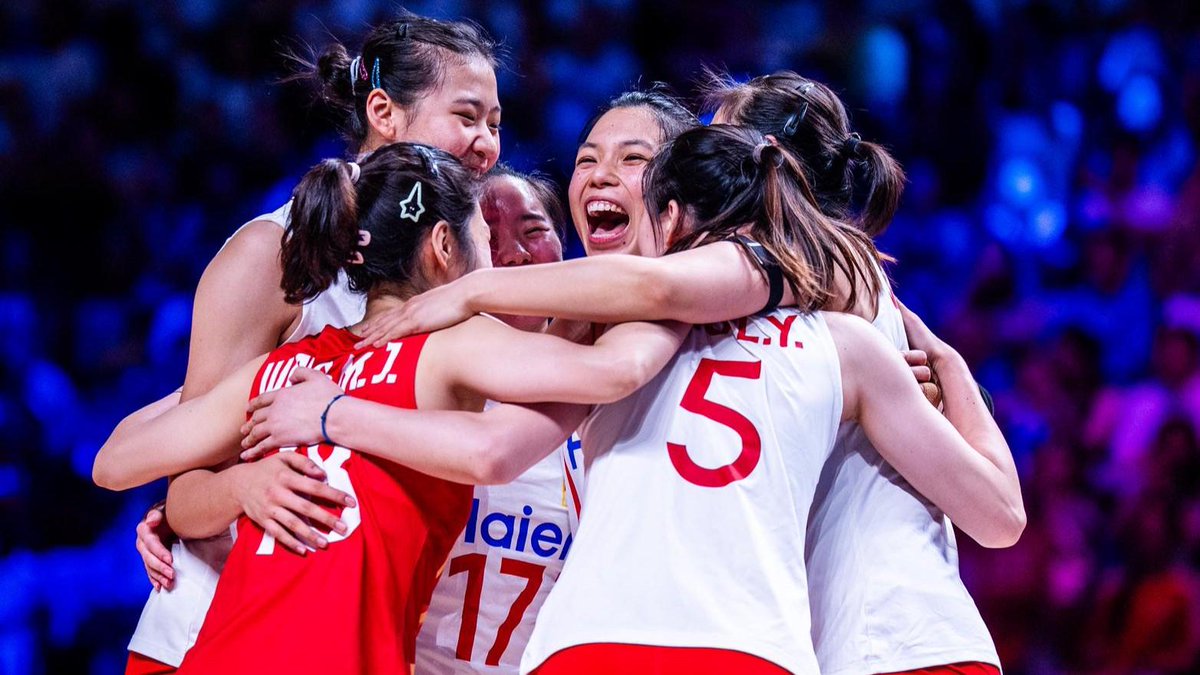 CHINA’S OLYMPIC MISSION 🇨🇳🎯 China are gearing up for the Asian Women’s Championship, set for August 21-30 in Tianjin. 🇨🇳 But the stakes go far beyond the continental title: the champions will also secure a ticket to the LA 2028 Olympic Games. 🎟️ 🏐 #LA2028 #Volleyball