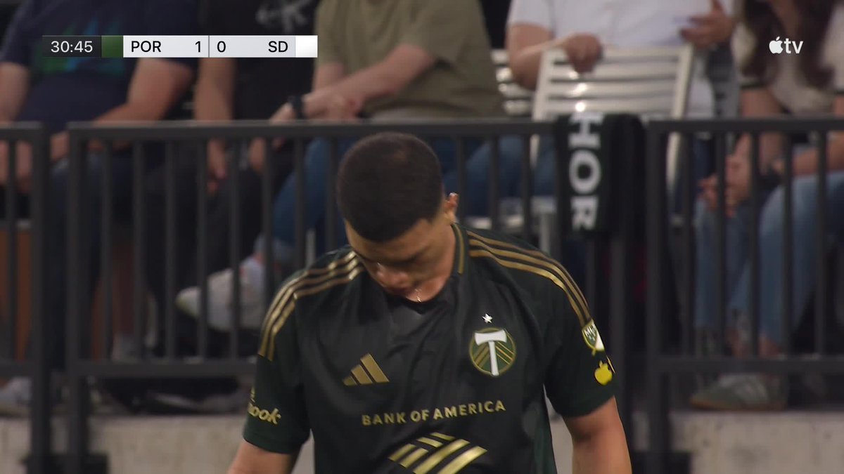 Kristoffer Velde with the rocket from distance and Portland Timbers pull ahead 🚀