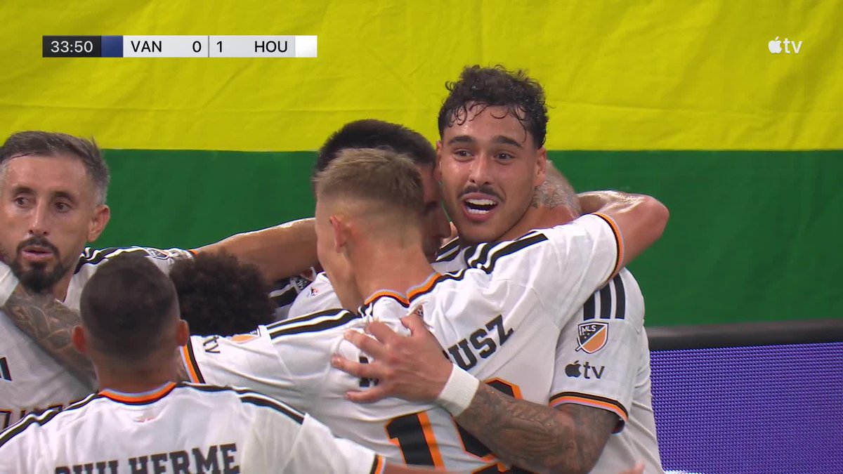 Franco Negri HIT THAT 🚀 Houston Dynamo FC scores first in Vancouver!
