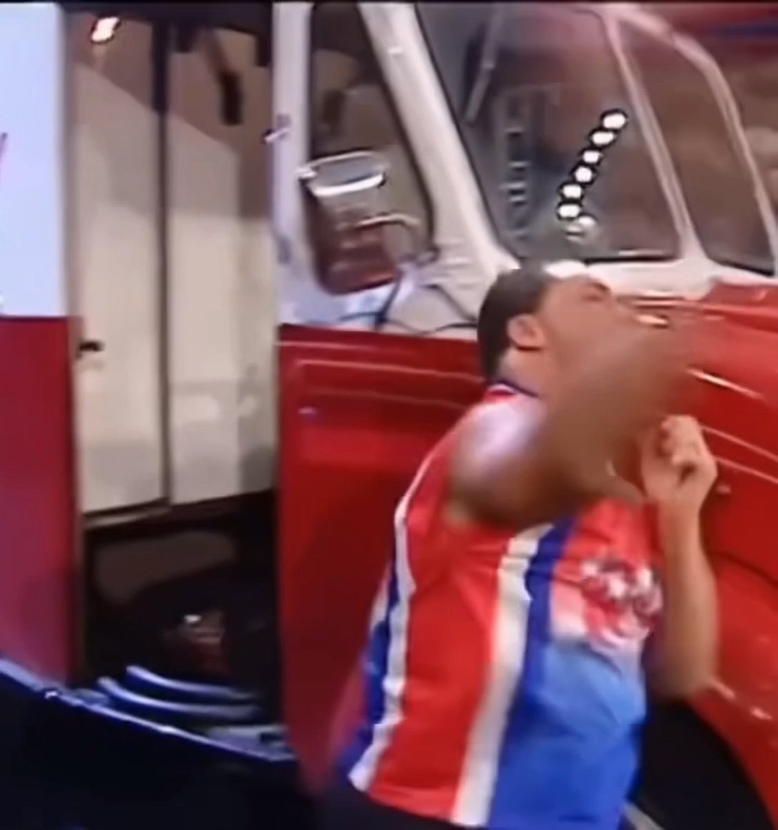 KURT ANGLE USED TO HAVE STONE COLD IN HELL BACK IN THE DAY MAN 😭 JR ON COMMENTARY WITH ONE OF THE GREATEST CALLS EVER: “THE MILLION DOLLAR PRINCESS, HAS TURNED INTO A DAIRY QUEEN” 😂