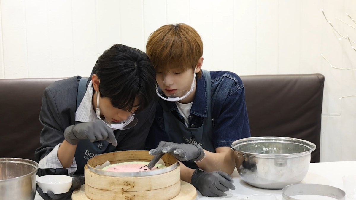 [🎥] 100일 동안 받은 사랑을 담아💖 직접 만드는 백일떡🍡 | F(P)LAY U ✨ #FLAREU #플레어유