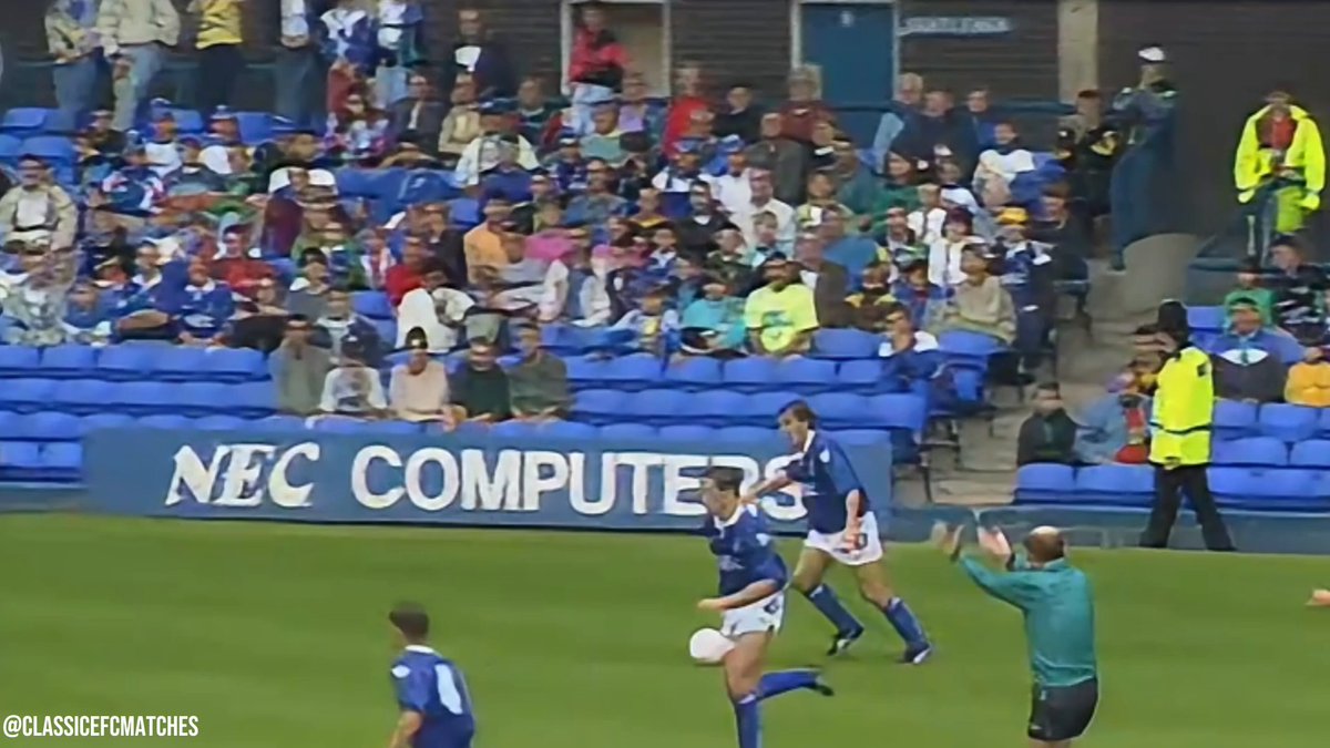 Every opening goal of the season for Everton since 1992. #EFC