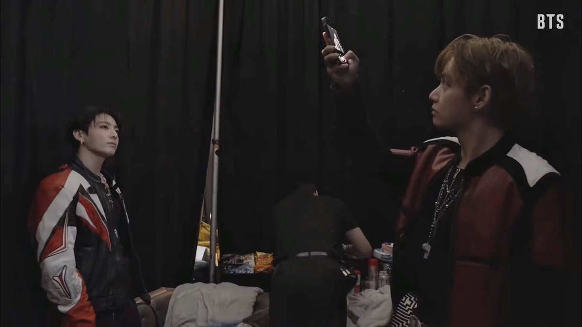 taehyung i know EXACTLY what app you use 🤫