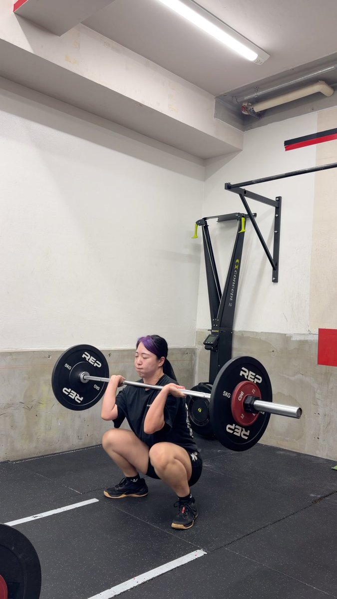 今日は朝リング練習からの 午後からクロスフィットでした🏋️‍♀️ 毎日なぜしんどいことしてるんだろうと疑問に思いながらも、習慣になってるから苦でない。