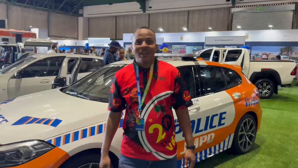 🟥 MUST WATCH🟥 BREAKING NEWS: South Africans were shocked to learn that EFF established JMPD Tactical Response Unit (TRU) to tackle high-risk offenses like car hijackings, building hijackings, drug dealers, robberies,and illegal mining. Johannesburg is more safer now #VoteEFF