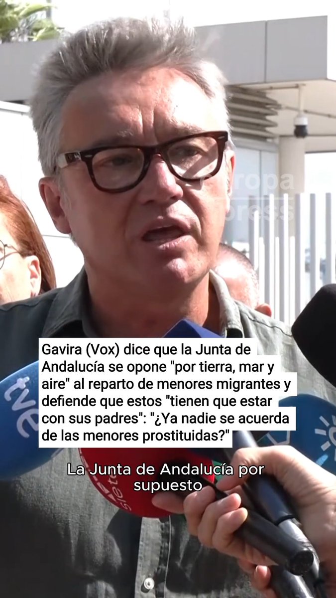Vox dice que Andalucía se opone "por tierra, mar y aire" al reparto de menores migrantes y defiende que estos "tienen que estar con sus padres": "¿Ya nadie se acuerda de las menores prostituidas?"