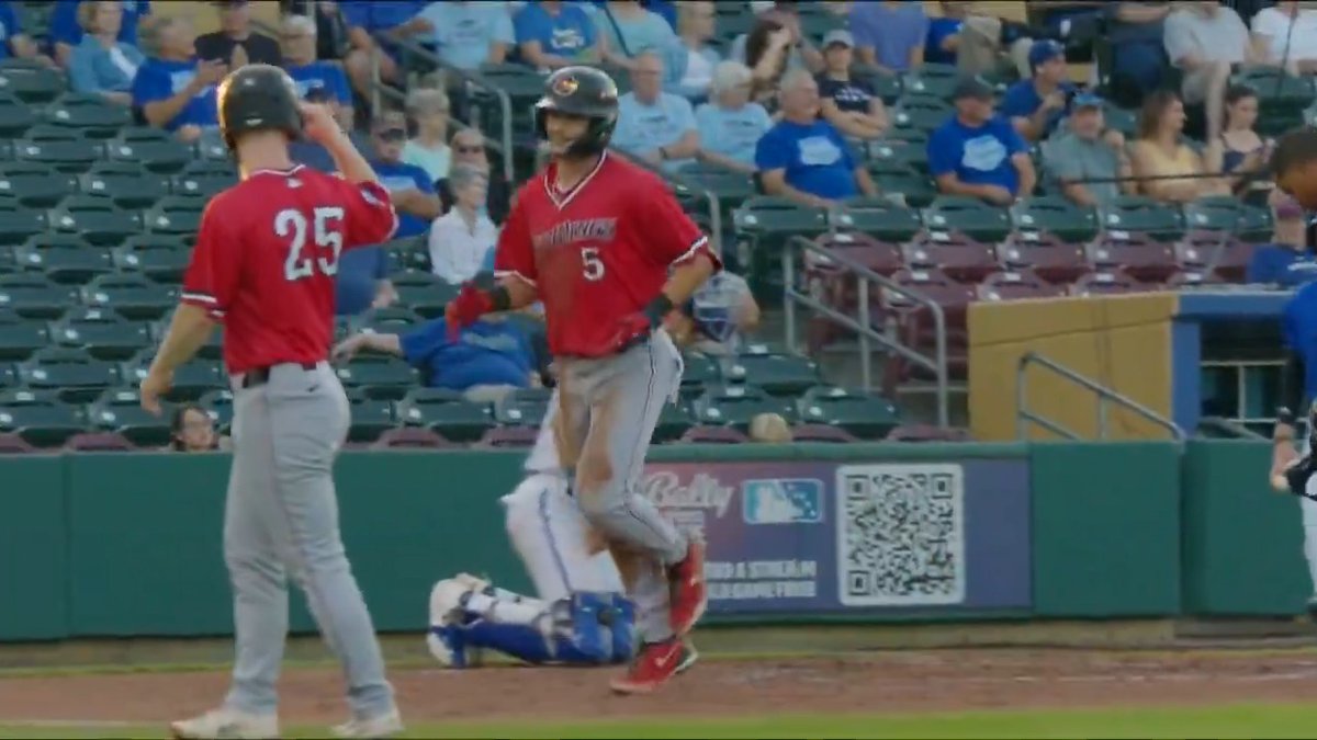 THREE-straight games with a homer for seaver king 💣💣💣 he's now slashing .375/.467/.719 since returning from injury on 7/30