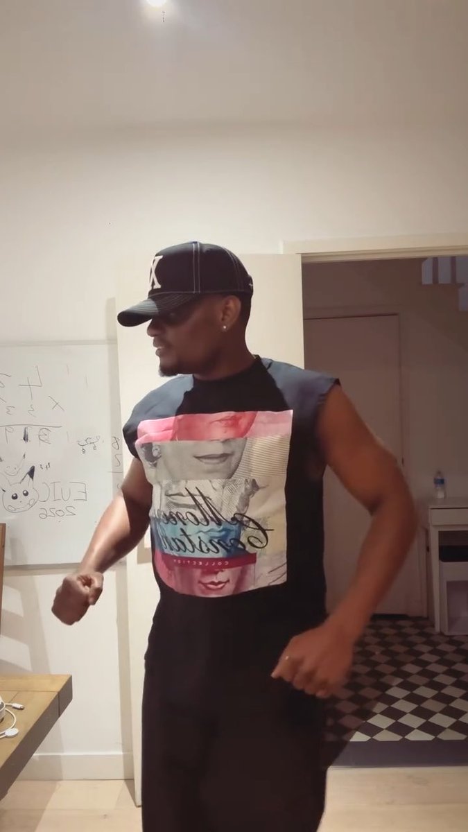 Dj Tunez Vibing to Wande Coal’s Unreleased 👀 🔥