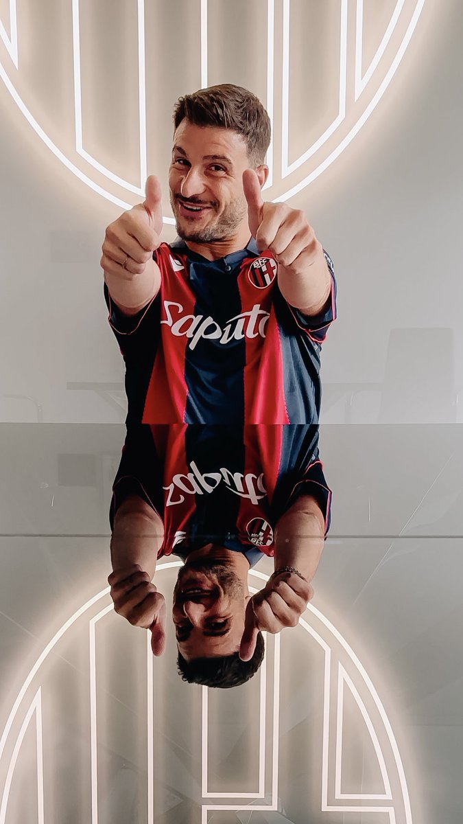 Le prime parole di Riccardo Orsolini in rossoblù 🐻😜 #WeAreOne