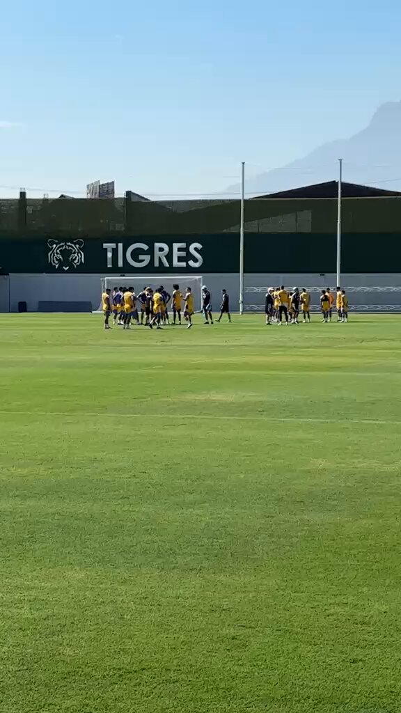 Vuce da indicaciones a Nahuel