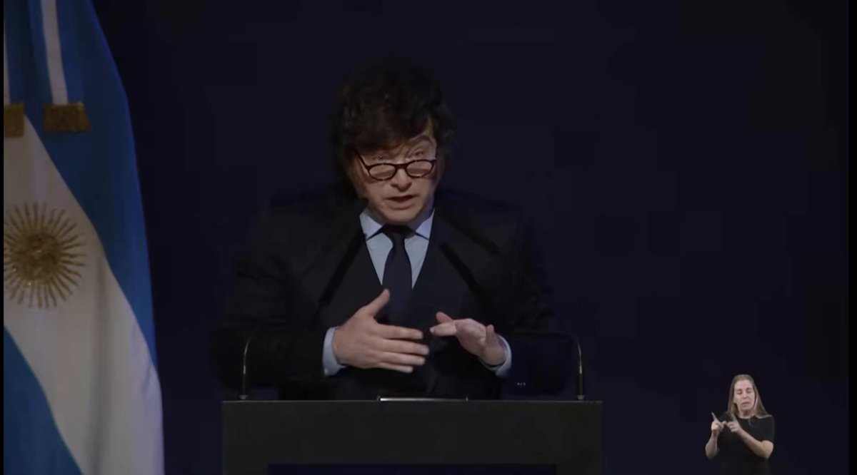 🗣️ Milei: “Si revisan mis declaraciones siempre hablé de la inflación mayorista, la de julio arrancó con 0, 0,8%” “DEBERÍA CUMPLIR LA PROMESA DE QUE SI ARRANCABA CON CERO IBA A HACER UN RECITAL” “HARÉ OTRO RECITAL”