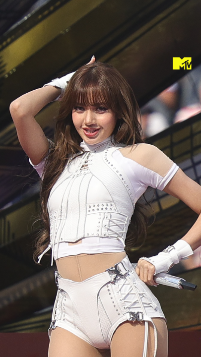 PODE MANDAR QUE EU TÔ PRONTA Lisa. ☝️ O que vocês acham que vem aí bests? #MTVMúsica #LISA