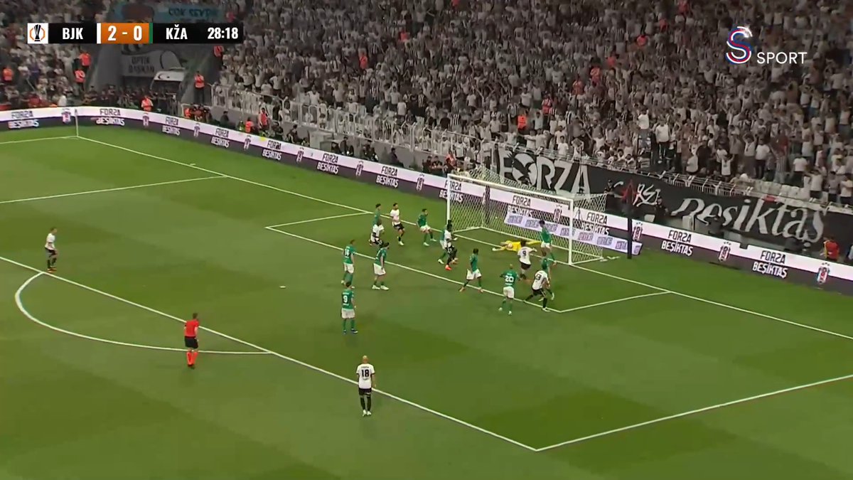 Beşiktaş, üçüncü gole çok yaklaştı.