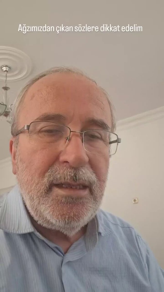 “Sözlerimiz Kaderimizdir...” Arkadaşının birikimini küçümseyip "Bu devirde çerez parası" diyerek gülen varlıklı esnaf, iflasın ardından pazar tezgâhında çerez satmaya başladı. “Kimseyi ve kimseye verilen nimeti hor görmeyin; zira nimeti küçümsemek, onu verene hürmetsizliktir.”