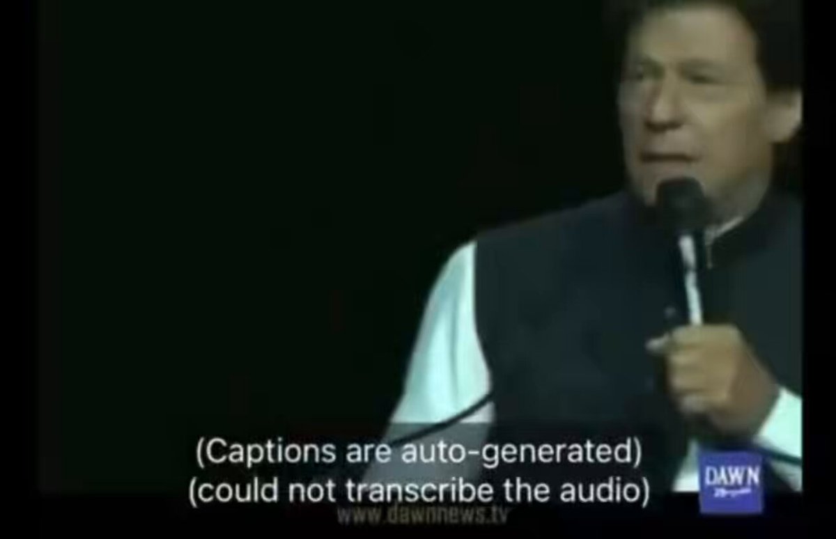المعتوه والمهرج عمران خان، الذي ابتليت به باكستان، حينما كان رئيسًا استقوى وتجبر على المساجين ونكل بخصومه، حينما كان الرئيس الاسبق مسجون نواز شريف طلب -لتدهور صحته- طعامًا من منزله وعلى حسابه، منعه شخصيًا ليُنكل به، وحين طلب تلفازًا لمتابعة أوضاع البلاد، سحب كل أجهزة التلفاز والتكييف ليحرم جميع المساجين من أبسط مقومات الحياة وكان يتفاخر بهذا الامر المزري عالميًا حتى في واشنطن !! لتدور الدوائر وبكل حقارة طلب الطلبات نفسها من طعام وتكييف وغيره ذات الطلبات التي كان ينتقدها وينفاخر بمنعها .. بل ويتباكى حاليًا مطالبًا بالعلاج خارج #باكستان ! - احصد اليوم مازرعته يداك الحاقدة بالأمس.