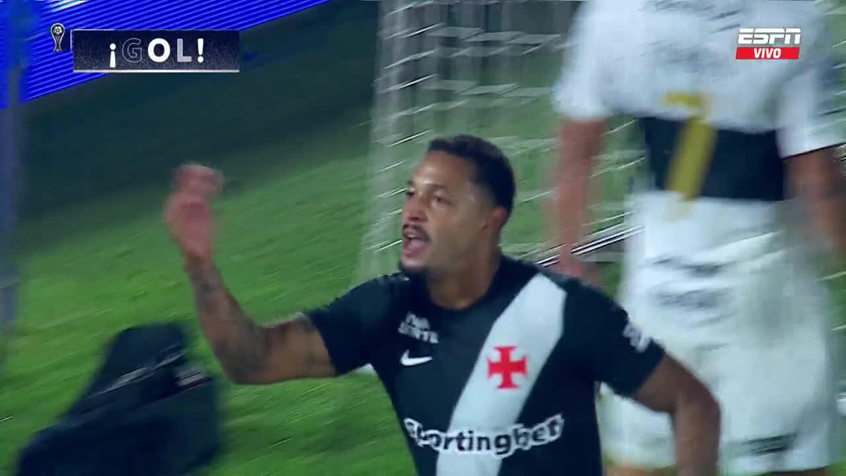 ¡LO DIO VUELTA VASCO DA GAMA! David arremetió en velocidad y DE PECHO anotó el 2-1 vs. Olimpia por los 8vos de la CONMEBOL #Sudamericana. ¡TOP! 📺 #DisneyPlus Plan Premium