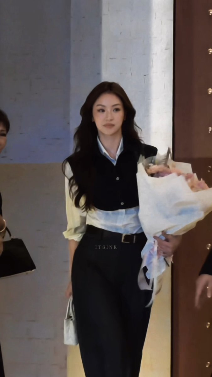 “how many times have you watched that clip of miu walking?” me: “yes”