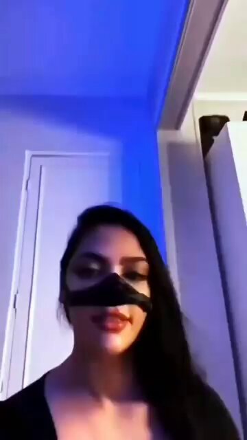 الحد يركز🙈 ❤️‍🔥🍒