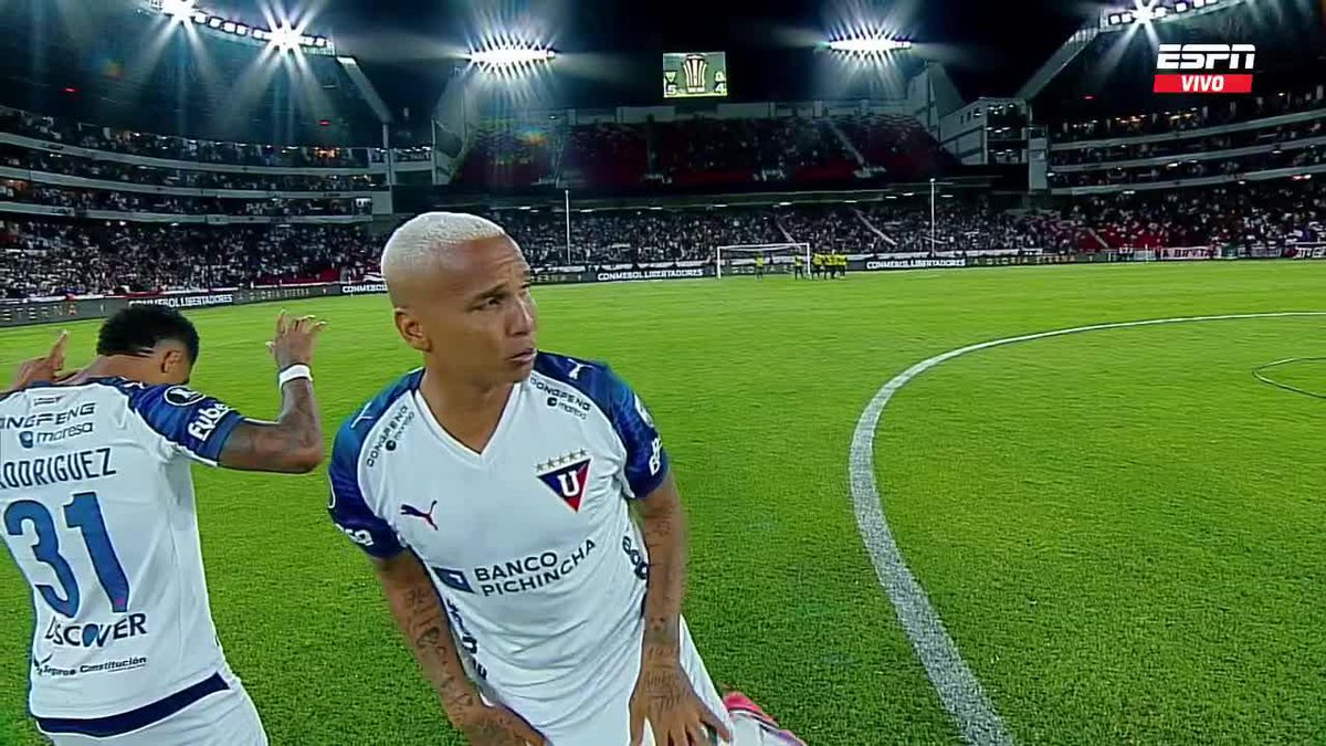 ¡EL REY ESTÁ EN LOS CUARTOS! Fernando Cornejo ejecutó su penal ante Mirassol y le dio la clasificación a Liga de Quito. 📺 Mira la CONMEBOL 🌎 #Libertadores en el Plan Premium de Disney+ Latinoamérica