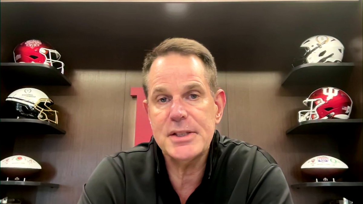 "We’re not defending a national championship. Everybody's 0-0 right now." Curt Cignetti joins Scott Van Pelt on SportsCenter to discuss the upcoming season, Fernando Mendoza and the legendary 2025 run 👏