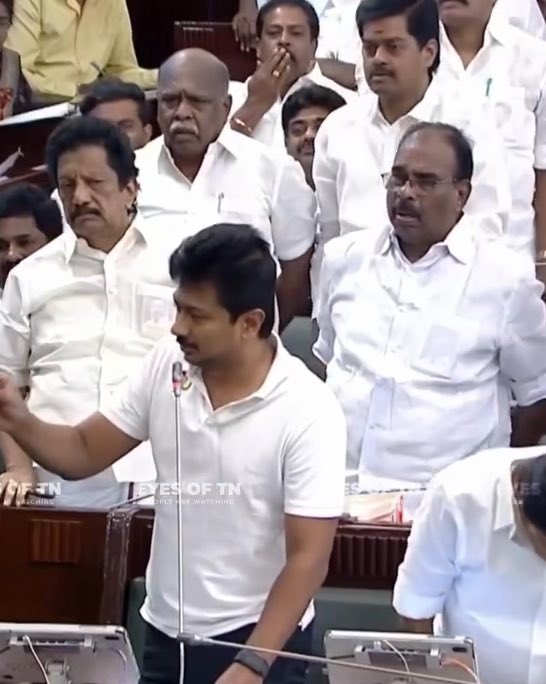 இன்னைக்கும் சங்கி வாங்கிக்கட்டி இருக்கு🤣