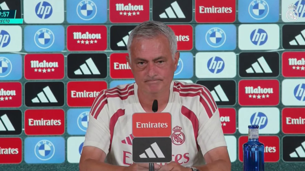 La respuesta de Mourinho sobre la necesidad del mediocentro en el Madrid y el interés de Rodri