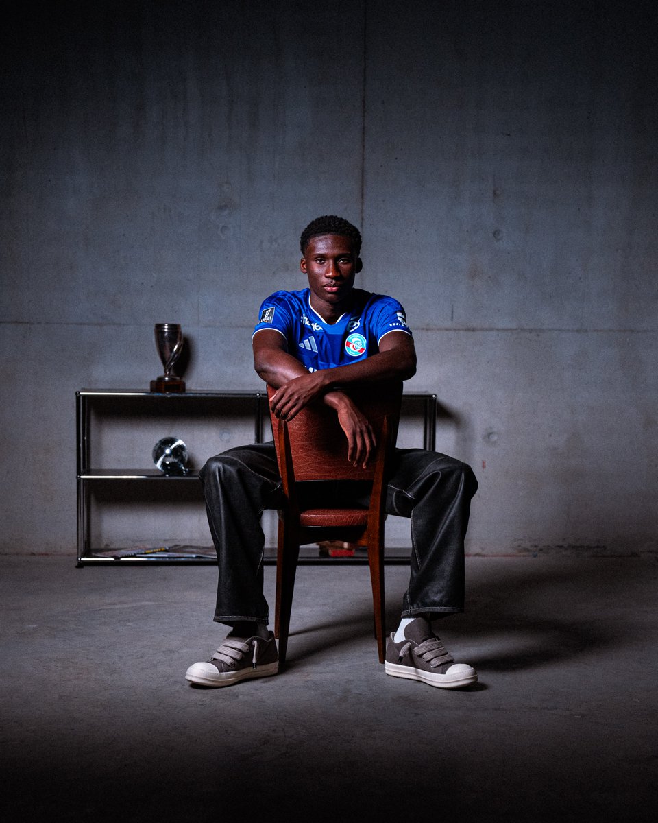 ๐จ OFFICIEL ! KARIM COULIBALY ๐ฉ๐ช SIGNE ร STRASBOURG POUR 20 Mโฌ + 5 Mโฌ DE BONUS ! ๐๐ค 13รจme recrue des Alsaciens : ๐ฉ๐ช๐ Karim Coulibaly - 20 Mโฌ ๐ฐ ๐ช๐ธ Jacobo Ortega - 10 Mโฌ ๐ฐ ๐ต๐น Diogo Sousa - 10 Mโฌ ๐ฐ ๐จ๐ท Jeyland Mitchell - 8 Mโฌ ๐ฐ ๐ต๐น Fabio Baldรฉ - 7 Mโฌ ๐ฐ ๐ง๐ท Angelo Candido - 5 Mโฌ ๐ฐ ๐บ๐ธ Giovanni Reyna - 3 Mโฌ ๐ฐ ๐ฆ๐ท Mateo Del Blanco - 2,5 Mโฌ ๐ฐ ๐ธ๐ช Benjamin Brantlind - 1,9 Mโฌ ๐ฐ ๐ซ๐ท Hermann Diandaga - libre ๐ต๐ฑ Milosz Piekutowski - libre ๐ธ๐ช Genesis Antwi - prรชt ๐ฉ๐ฐ Filip Jorgensen - prรชt ๐ฅ Racing Club de Strasbourg Alsace