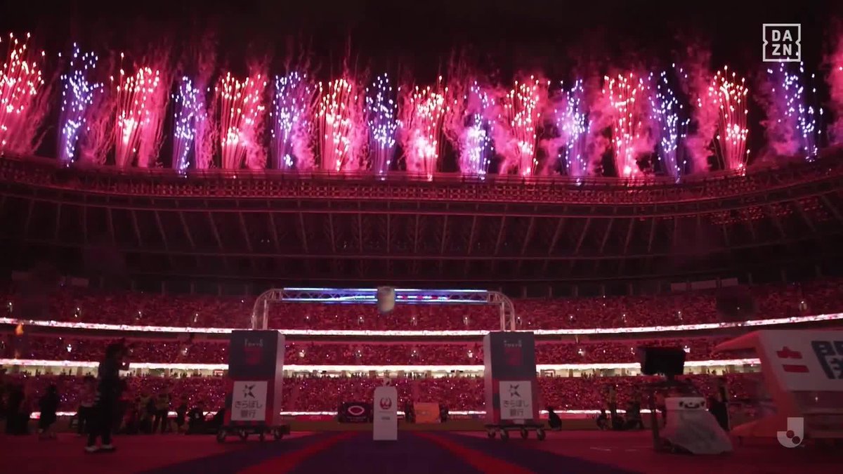豪華な演出もJリーグの魅力 青と赤の花火に迎えられて🎆 選手がピッチに入場 🇯🇵明治安田J1リーグ第3節 🆚FC東京×千葉 📺DAZN ライブ配信中 #Jリーグ #だったらDAZN