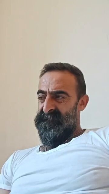 شوووو هالناصر قنديل يا عمي!! فظيع شو بهورجي 🙄😂
