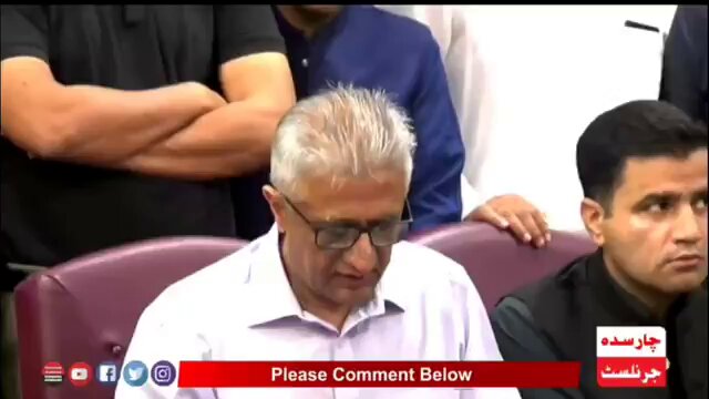 بے شرموں اور بے غیرتوں کا خاندان ھے یہ ،ڈاکٹر فیصل نے بتایا کہ جو پولیس والے تھے بہت ڈیسنٹ تھے لیکن اس کو لقمہ دے رھی ھے عمران خان کی بہن کہ اغوا کہیں۔