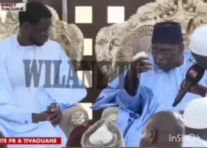 📌LOL! Kiraay, thiaay thiaay, beug noflaaye té amo roussoukaaye thiey Diomaaaaye 😆