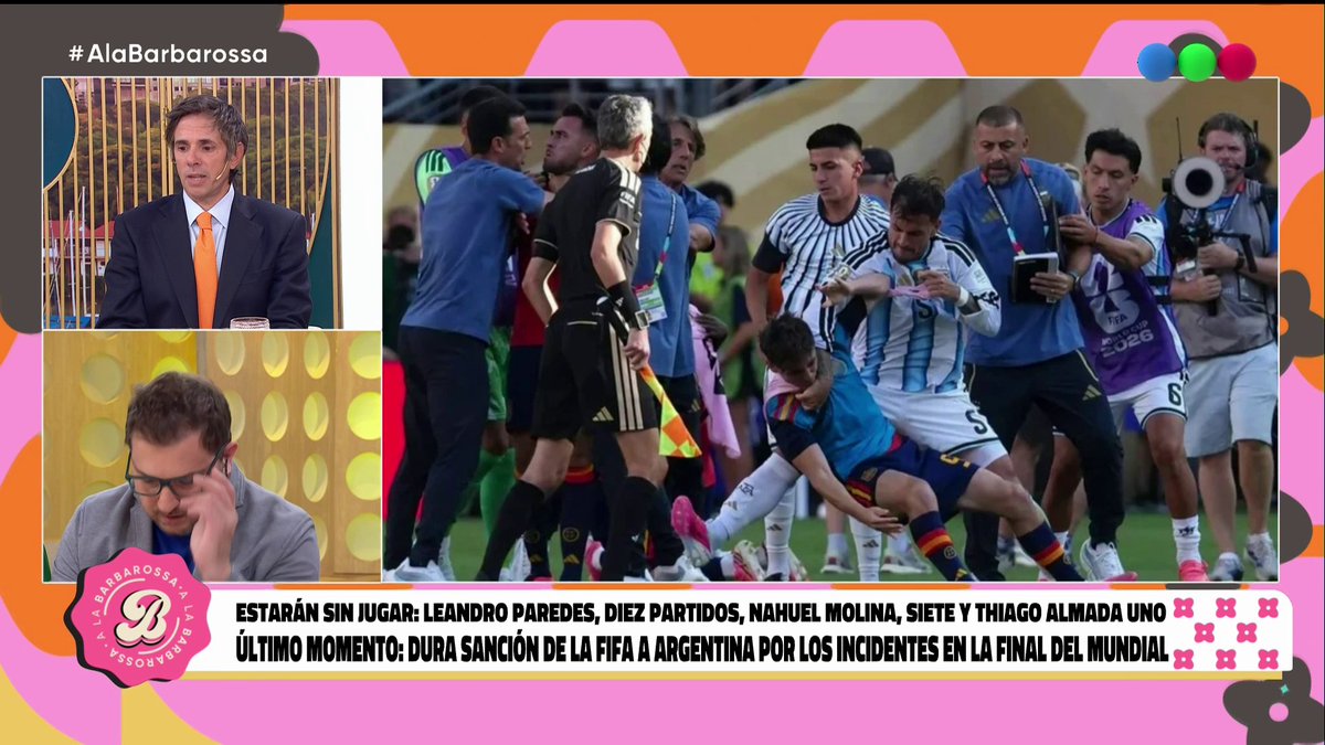 🇦🇷 🚨 Sanciones para la Selección Argentina por parte de la FIFA 💰 AFA: multas por valor de 321.000 USD ❌ Paredes: 10 partidos de suspensión ❌ Molina: siete partidos de suspensión ❌ Almada: un partido de suspensión #ALaBarbarossa ahora por Telefe