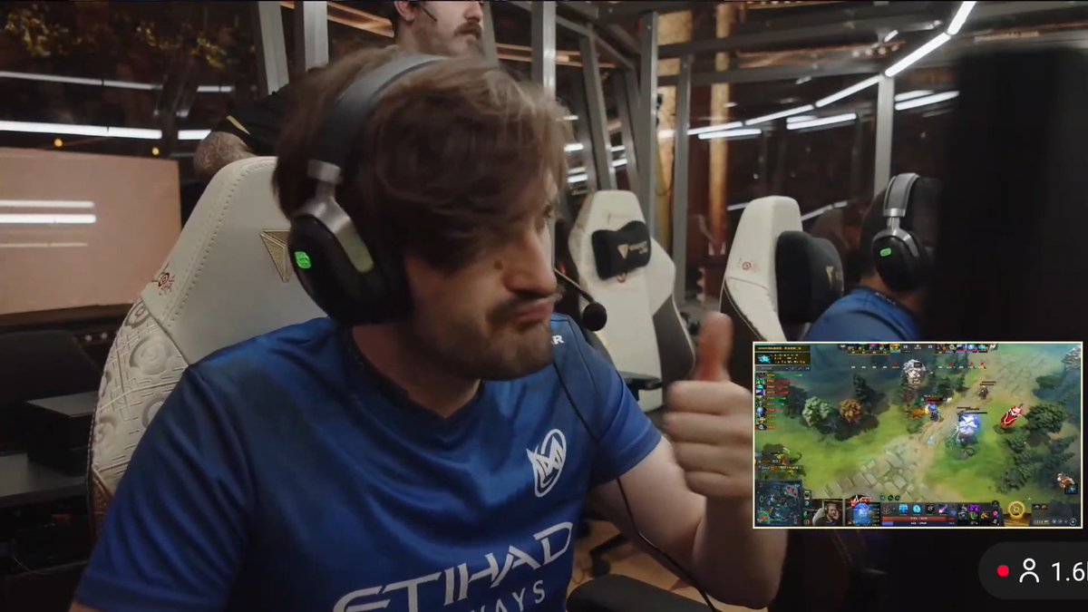 The CN broadcast showed Davai's reaction after teamwiping Yandex 👍 #TI2026