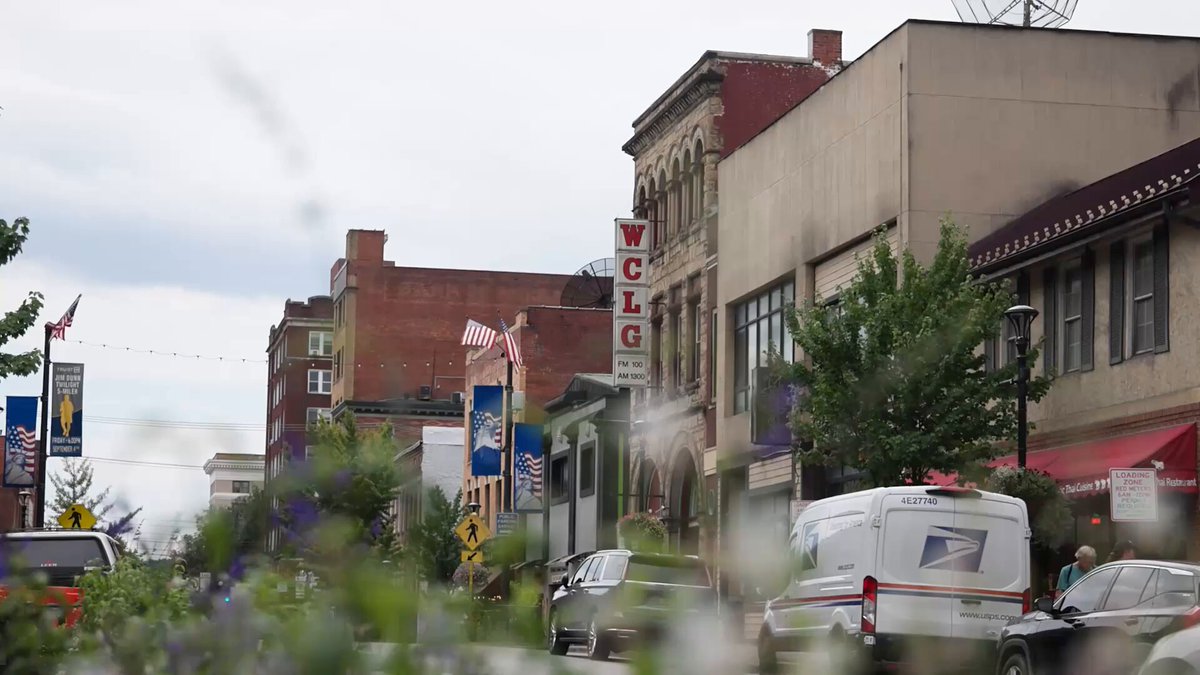 🎥: This week, Senator Todd Young and Shelley Moore Capito highlighted how Senate Republicans are investing in local communities and supporting small businesses.