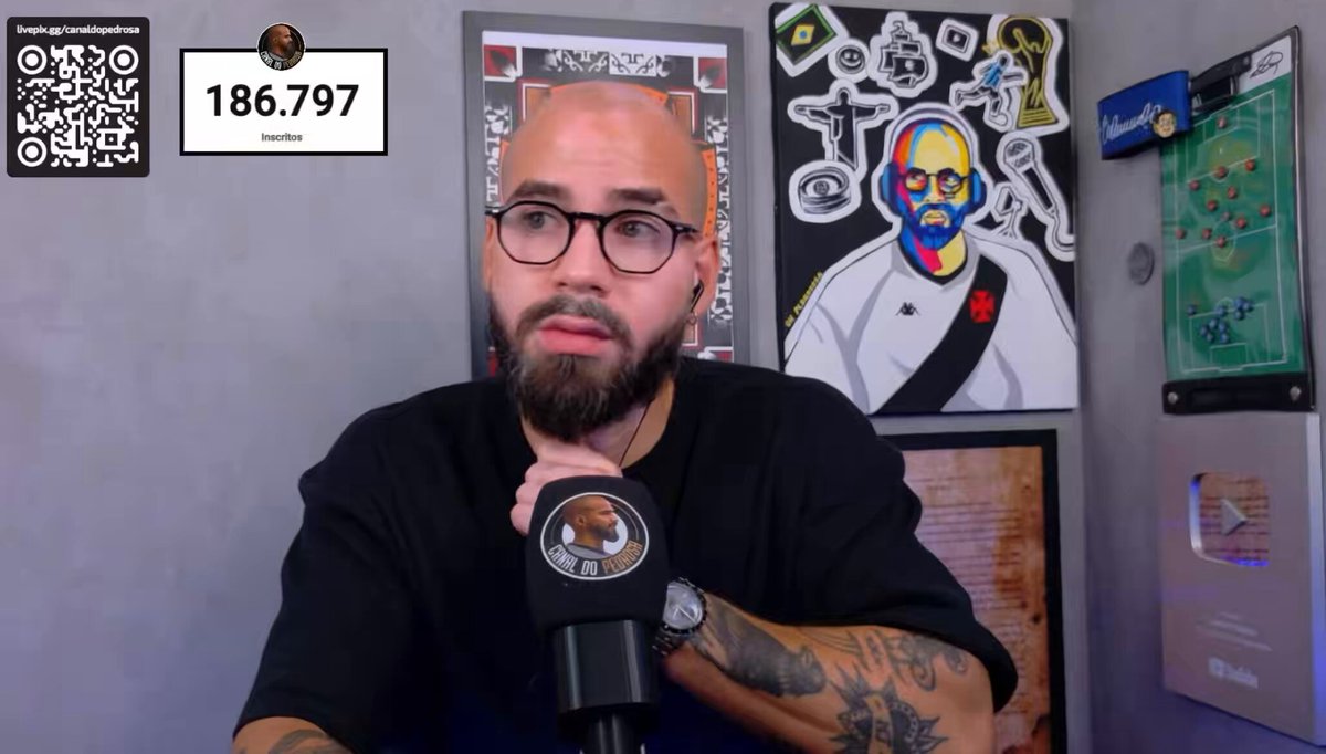 Segundo Canal do Pedrosa, a diretoria do Vasco ainda tentará contratar um “nome grande” e mantém esperanças em jogadores como Deossa, Diego Carlos e Brian Rodríguez. No entanto, sem a liberação do empréstimo DIP, essas negociações ficam inviáveis. O clube também possui opções “mais acessíveis”, como Bruno Duarte. Além disso, Exequiel Zeballos, ponta do Boca Juniors, está no radar do Vasco, mas, até o momento, não há negociação avançada.
