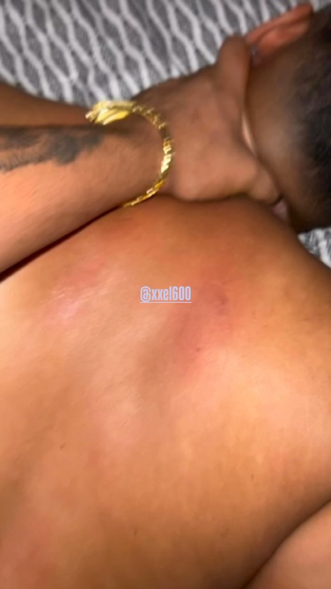 CHUDAII 🍆💦🍑 Que Rico el culo de mi jefe, me subió de puesto por la rica cogida que le di. #Xxel600 #Domincandick #shudaii
