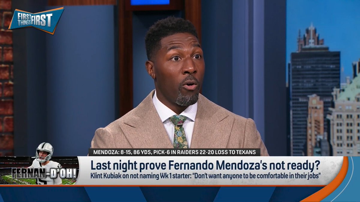 “This is what you want it to look like… These are things that you can build on… After the pick six, he did come back… it did look better in the passing game. So you saw the resilience, the compartmentalizing of that one mistake.” Greg Jennings reacts to Fernando Mendoza: