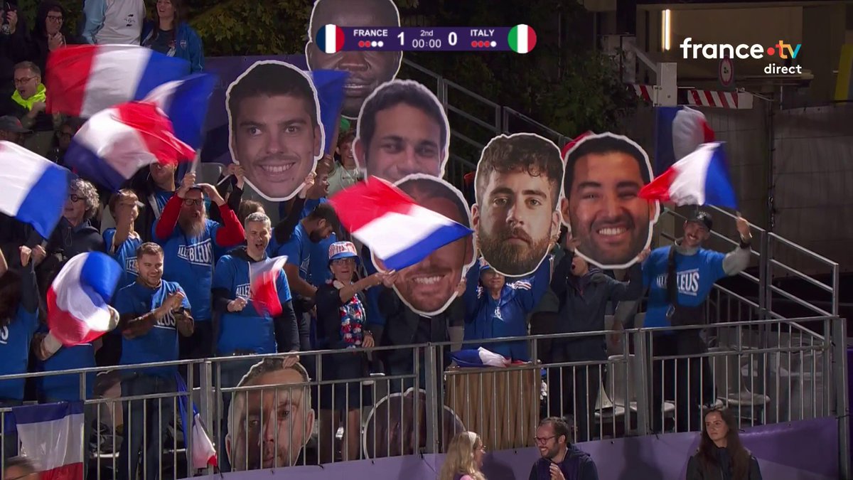 ⚽ #Cécifoot | 🇫🇷 LA FRANCE EST EN FINALE DE L'EURO ! Les Bleus s'imposent 1-0 face à l'Italie grâce à un but de Frédéric Villeroux 🪄 📺 Suivez le direct :