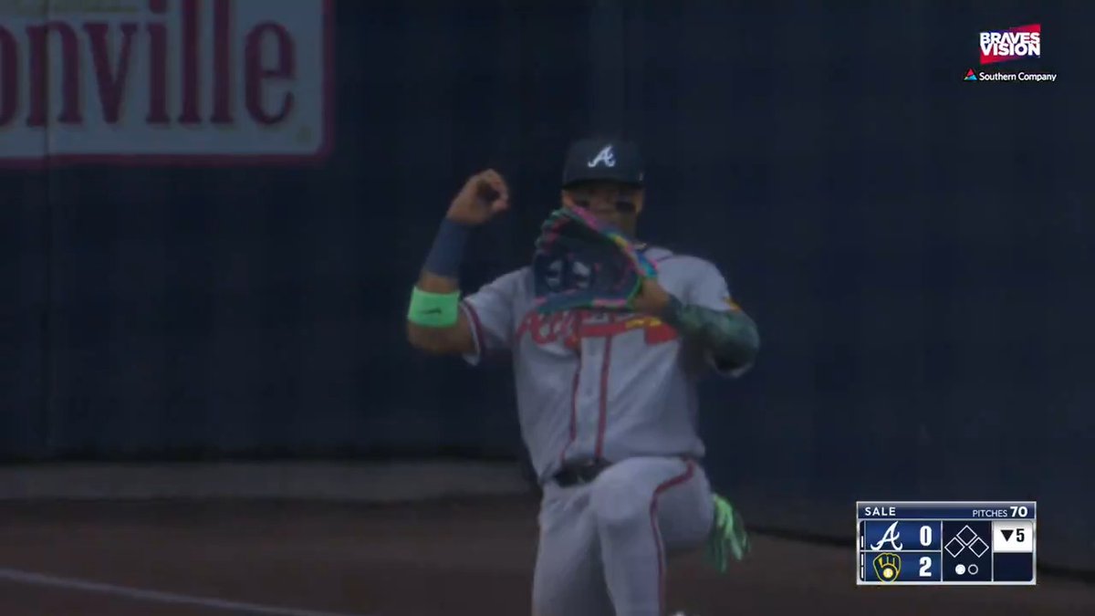 ¡RONALD ACUÑA JR. 😱 retira a Luis Lara en segunda base!