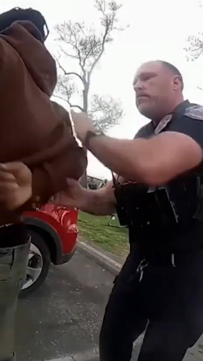 Imagine how many people are wrongfully imprisoned because police didn’t have their body cameras on. 18-year-old Dailen Brewer was accused of pointing a g*n at an officer and was hit with an attempted m*rder charge. But bodycam footage contradicted the officer’s account, and prosecutors dropped all charges just four days later. Now, Brewer is suing Indianapolis and the officer involved.