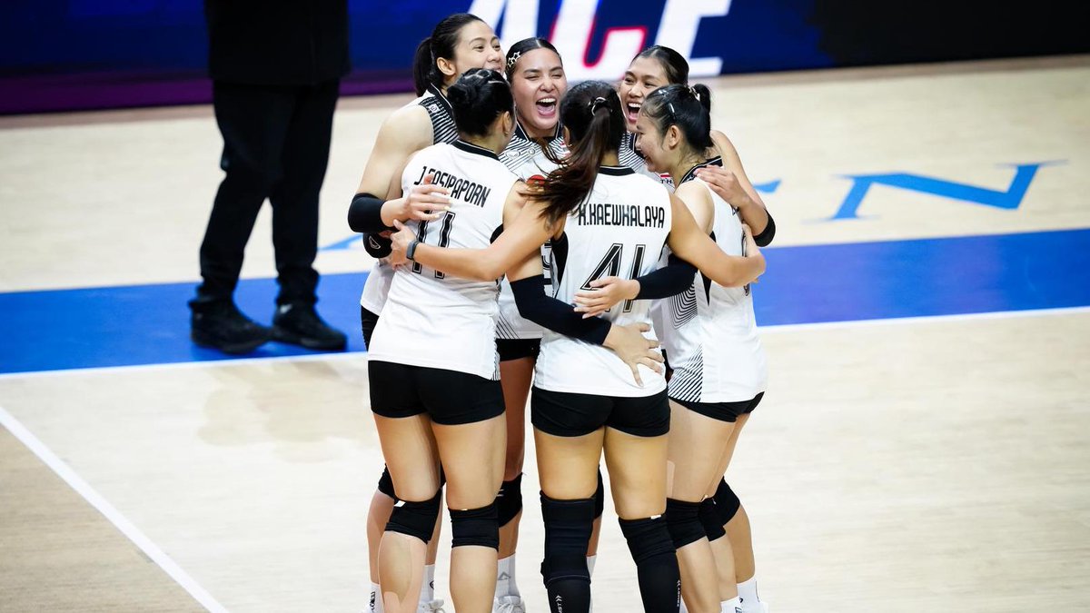 THAILAND’S LA28 MISSION 🇹🇭🎯 Thailand return to the AVC Women’s Continental Championship 🏆 as the reigning Asian champions, with this year’s tournament running August 21-30 in Tianjin, China. 🇨🇳 Thailand are chasing back-to-back continental titles, with the champions also earning a ticket to the LA28 Olympic Games. 🎟️ Defend the title. Chase the Olympic dream. 🔥🇹🇭 🏐 #LA28 #Volleyball