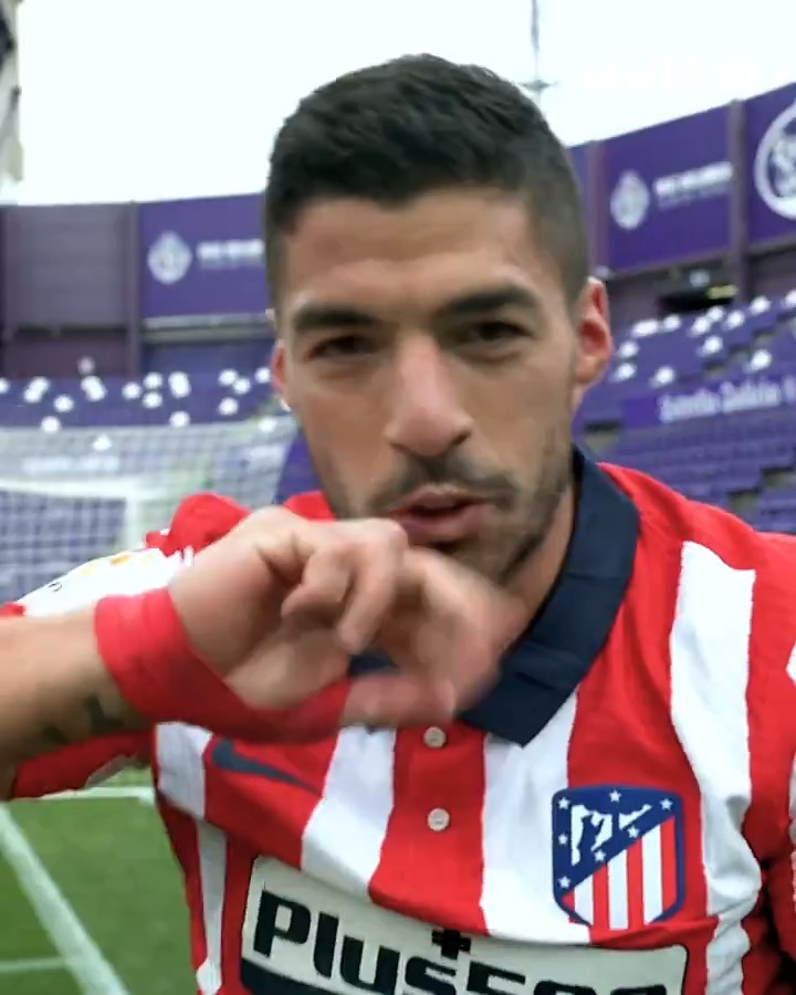 Aquela temporada que o Barcelona dispensou Luis Suárez... E ele foi lá e ganhou o Campeonato Espanhol pelo Atlético de Madrid