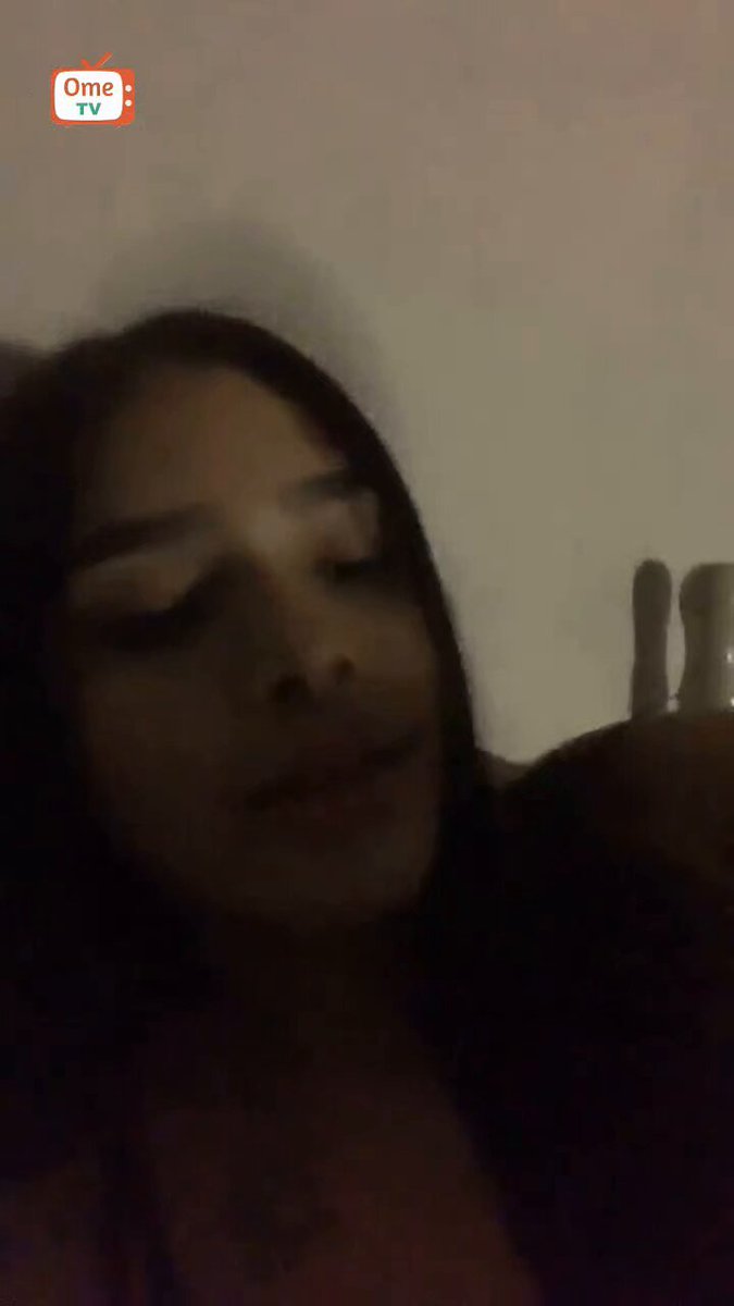 bastou 5 minutos nessa live pra ela fazer o chat ir a loucura