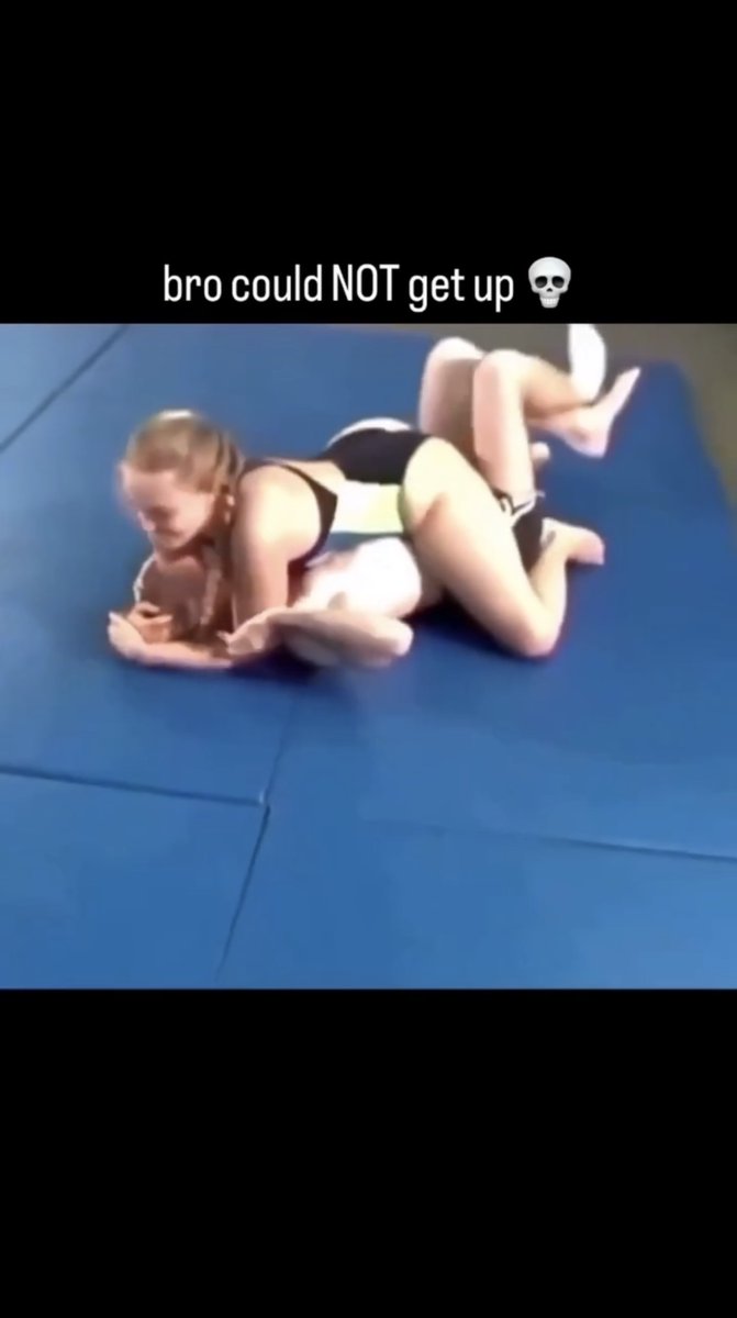 Bro was fighting a totally different match, trying not to get anything up