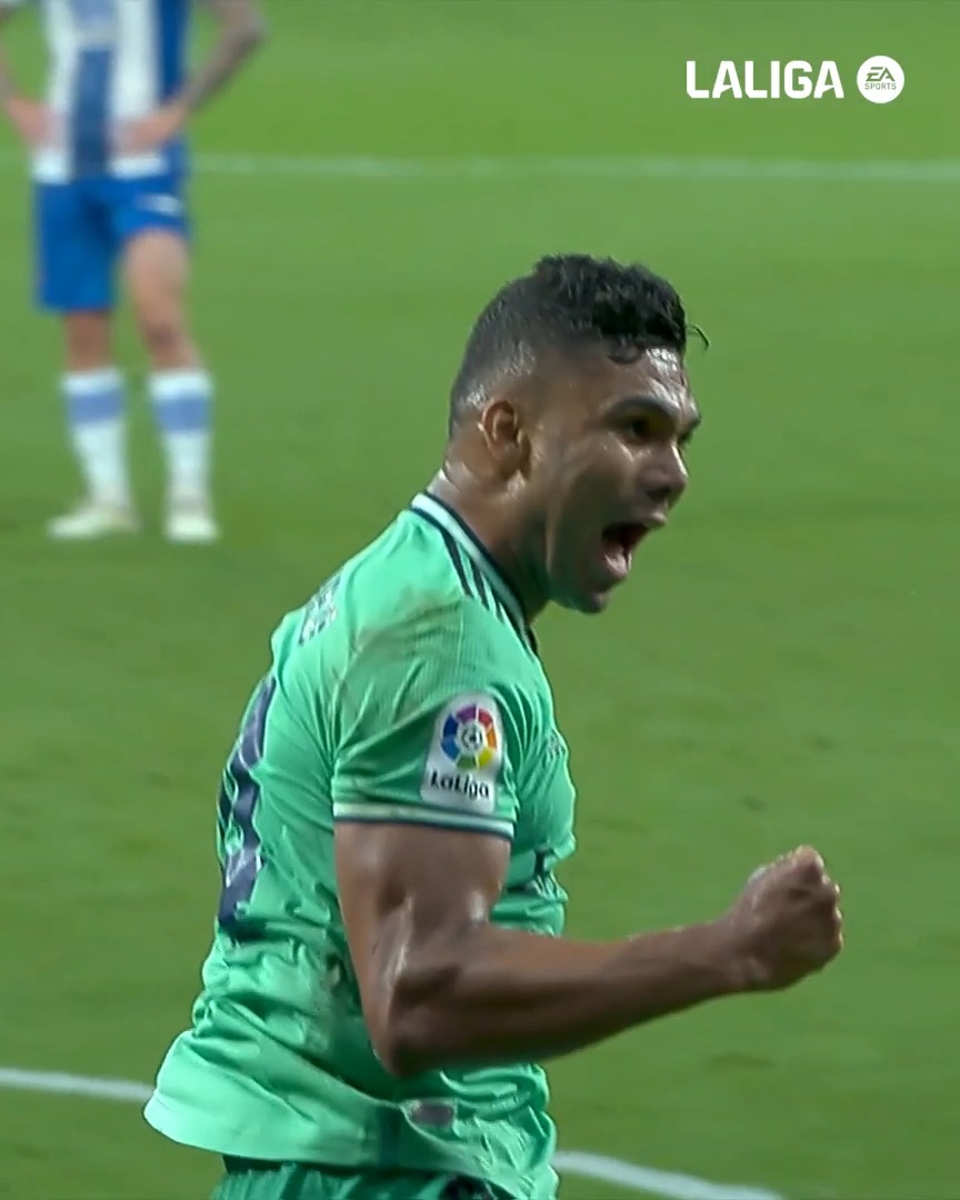 El taconazo de Karim Benzema. El gol de Casemiro. EspanyolRealMadrid | Real Madrid C.F. 🤍